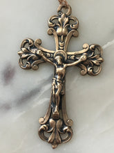 Load image into Gallery viewer, Freshwater Pearl Single Decade Rosary: Bronze St. Michael, Mary, Sacred Heart