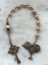 Load image into Gallery viewer, Beautiful Single Decade Rosary! - Freshwater Pearls - Bronze - Monstrance - OL of Sorrows - Sacred Heart