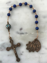 Load image into Gallery viewer, Lapis Marian Pocket Rosary: Bronze Fatima, Lourdes, Guadalupe Medals