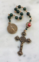 Load image into Gallery viewer, Roses and Jade Single Decade Rosary - Bronze - Miraculous Medal