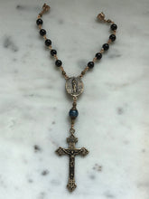 Load image into Gallery viewer, Garnet Auto Rosary: Bronze One Decade Car Rosary