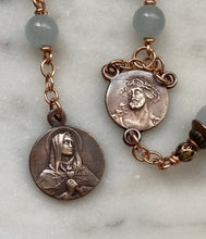 Load image into Gallery viewer, Pocket Servite Rosary - Aquamarine - Bronze - Seven Sorrows Chaplet - Our Lady of Sorrows