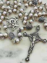 Load image into Gallery viewer, Lavish Freshwater Pearl & Sterling Silver Rosary - Sacred Heart of Jesus