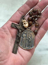 Load image into Gallery viewer, Wire-Wrapped Wood and Bronze Single Decade Rosary – Saint Francis, Saint Elizabeth Medals