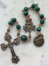 Load image into Gallery viewer, Pocket Servite Rosary - Malachite - Bronze - Seven Sorrows Chaplet - Our Lady of Sorrows
