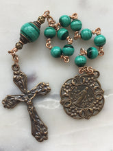 Load image into Gallery viewer, Pocket Rosary - Green Tenner - Malachite Gemstones - Bronze Medals - Single Decade Rosary CeCeAgnes
