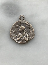Load image into Gallery viewer, Saint Joan of Arc Medal: 1069 Antique Reproduction, Bronze
