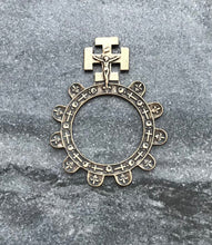 Load image into Gallery viewer, Bronze Finger Rosary Ring
