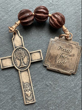 Load image into Gallery viewer, Padre Pio Three Hail Mary Chaplet - Bronze and leather - Pocket Rosary
