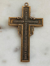 Load image into Gallery viewer, Holy Face of Jesus Cross: 1599 Bronze Antique Reproduction
