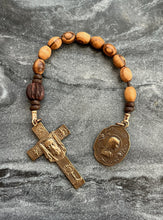 Load image into Gallery viewer, Holy Face of Jesus Tenner - Olive Wood and leather - Virgo Maria Pocket Rosary
