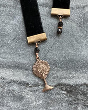 Load image into Gallery viewer, Velvet Catholic Bookmark - Blessed Sacrament - Bronze - Black Velvet
