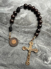 Load image into Gallery viewer, Saint Luke Tenner - Bronze and leather - Pocket Rosary
