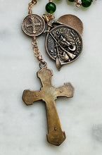 Load image into Gallery viewer, Wire-Wrapped Saint Hubert Hunter Rosary with St. Roch and St. Benedict – Chrome Diopside Gemstones
