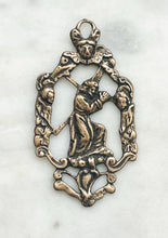 Load image into Gallery viewer, Spanish Cross - Bronze Antique Reproduction - Jesus Carrying His Cross 679
